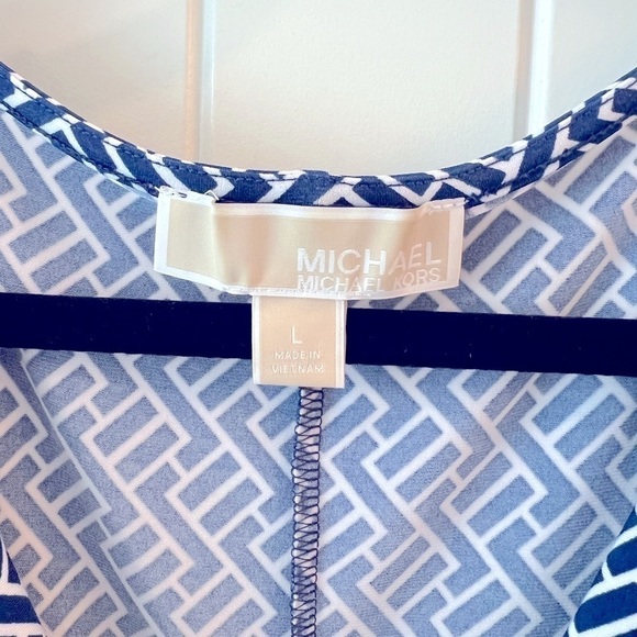 Michael Kors cap sleeve knit midi dress, size L - Picture 4 of 10